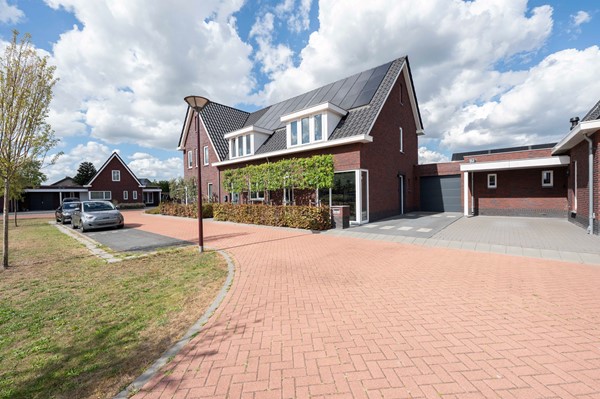 Medium property photo - De Reuzelaar 4, 4741 GZ Hoeven